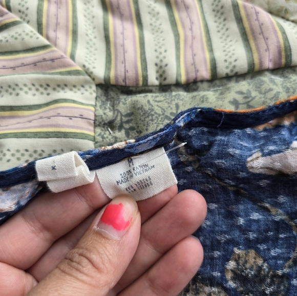 Floral cropped tie up top, medium - Picture 4 of 5